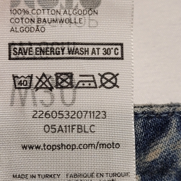 Topshop Hallie High Waist Hotpant - Blue Distressed - Picture 8 of 8